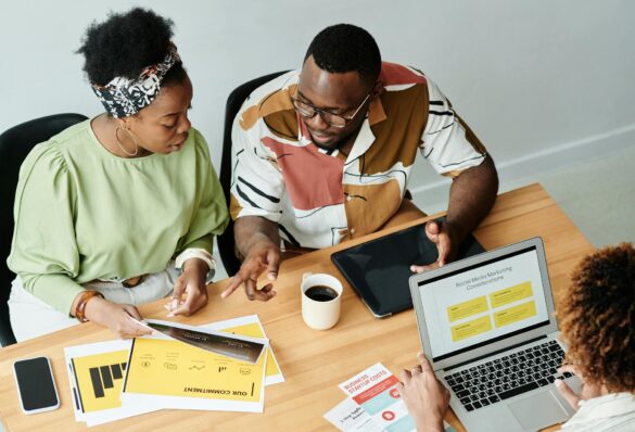 {{brizy_dc_image_alt imageSrc=